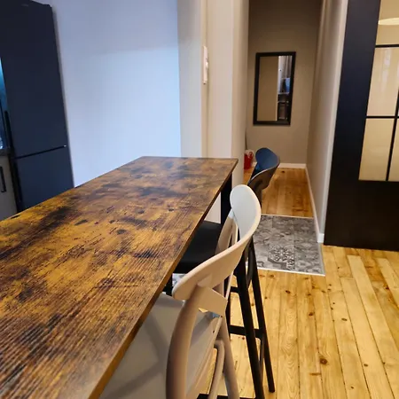 Apartment New Premium Cozy In The Center Next To Ndk *